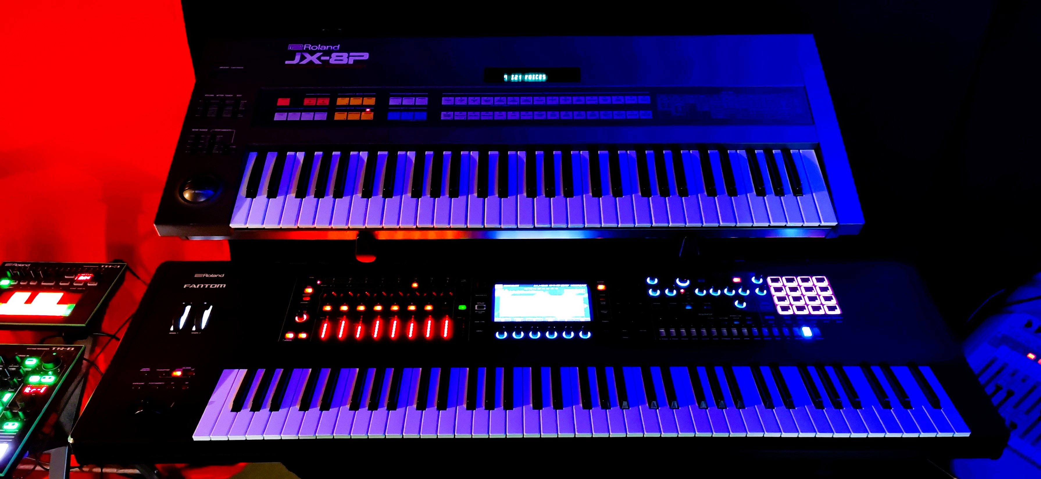 Roland JX-8P y Fantom — CEMU